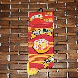 Bagel Bites Crew Socks Mens 6-12